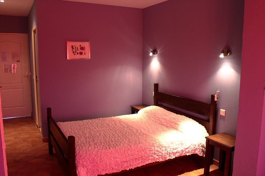 Hotel Le Couloubrier Le Muy Room photo